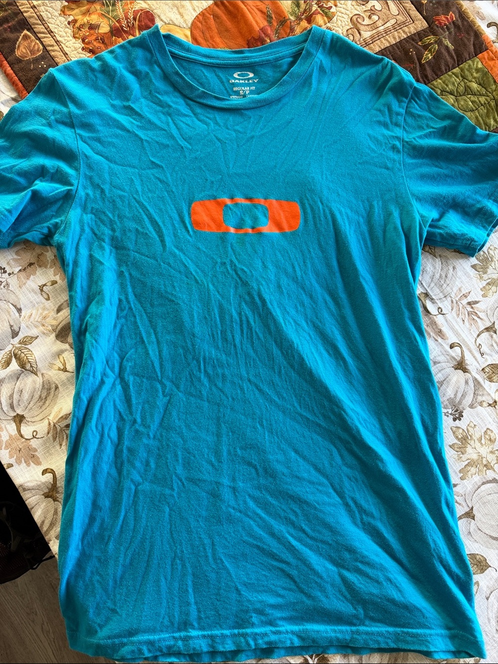 Oakley Men's Teal Tee with Orange Logo
